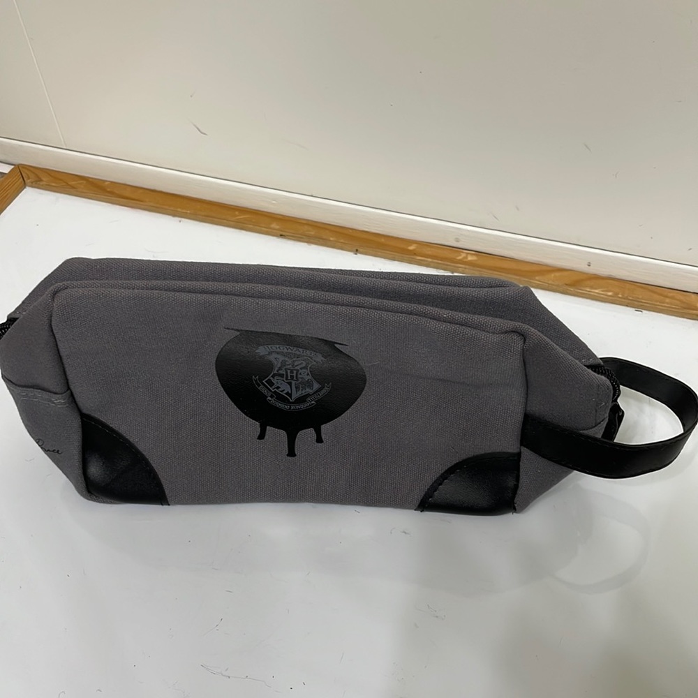 Harry Potter Lootcrate Exclusive‎ Snape’s Potions Dopp Kit